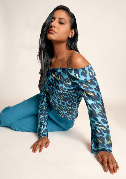 Blusa Zinco Decote Degage Manga Longa Básica Azul