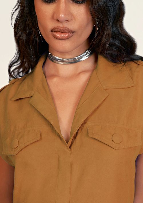 Vestido Zinco Curto Gola Camisa Com Faixa Marrom