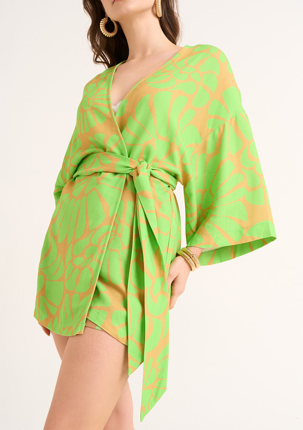 Kimono Zinco Alongado Com Faixa Verde Claro