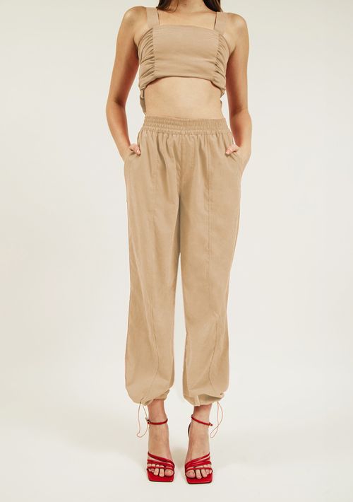 Calça Zinco Parachute Cós Alto Detalhe Barra Bege