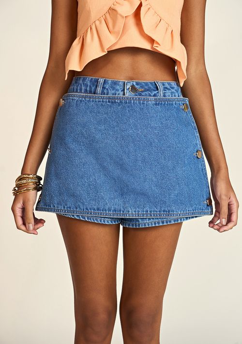 Shorts Zinco Saia Detalhe Botão Jeans