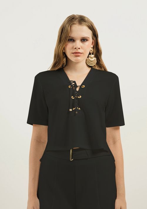 Blusa Zinco Decote V Manga Curta Detalhe Ilhós Preto