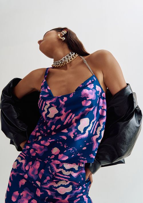 Blusa Lebôh Decote Degage Cavada Com Cordão Roxo
