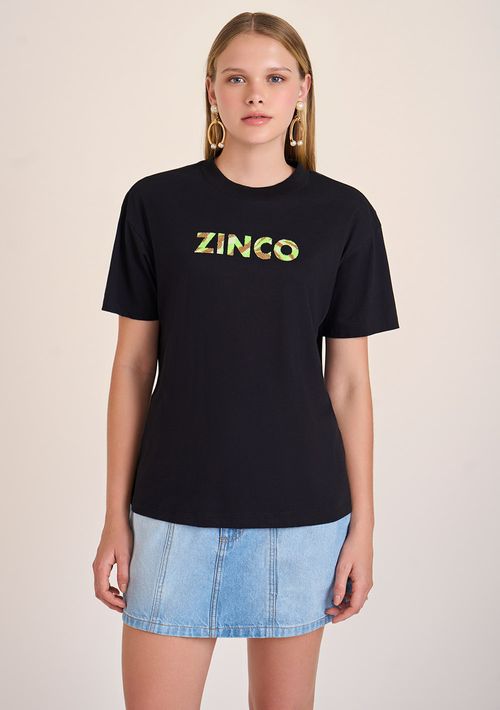 T-Shirt Zinco Decote Redondo Estampa Localizada Preto