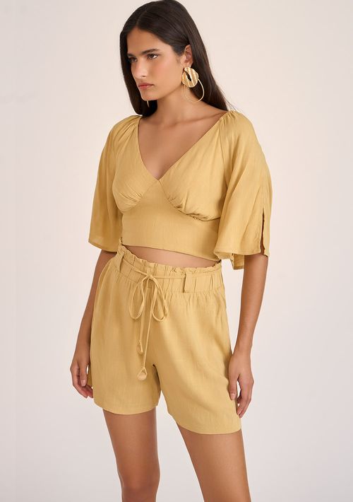 Blusa Zinco Solta Decote V Manga Curta Cropped Bege