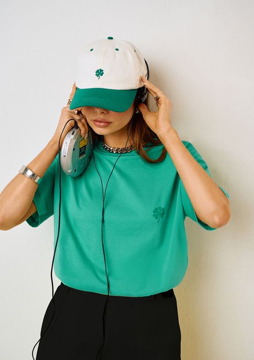 Camiseta Zinco Oversized Decote Careca Manga Curta Alongada Verde