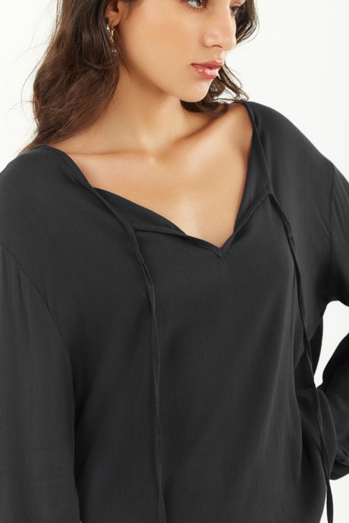 Blusa Zinco Solta Decote Careca Manga Longa Padrão Preto