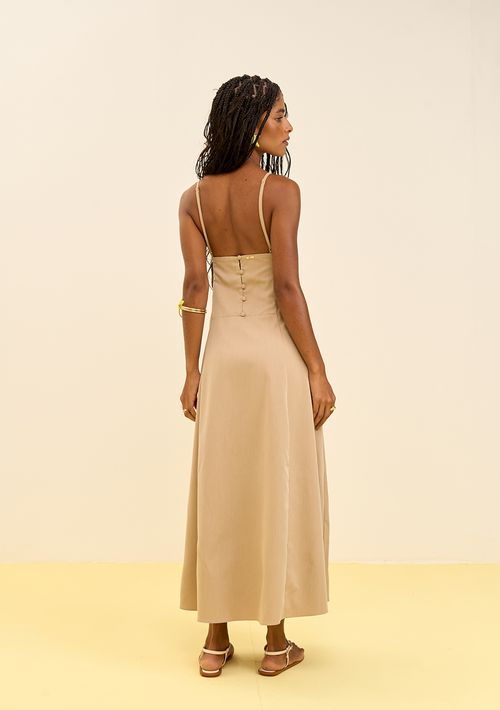 Vestido Zinco Solto Decote Reto Com Alça Longo Bege