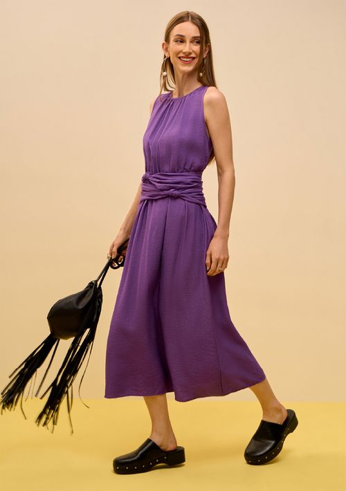 Vestido Zinco Solto Decote Canoa Sem Manga Midi Roxo