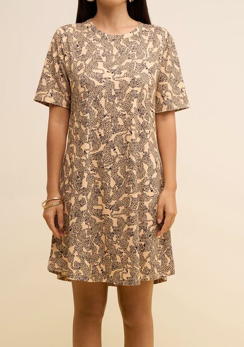 Vestido Zinco Solto Decote Careca Manga Curta Curto Bege