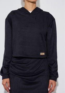 14000108890000010-1-